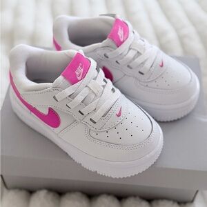 Nike Force 1